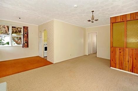 Photo of property in 82 Salisbury Road, Birkdale, Auckland, 0626