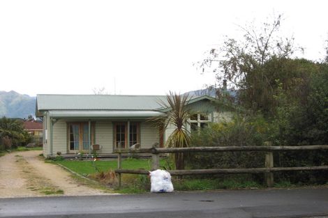 Photo of property in 29 Waitapu Road, Takaka, 7110