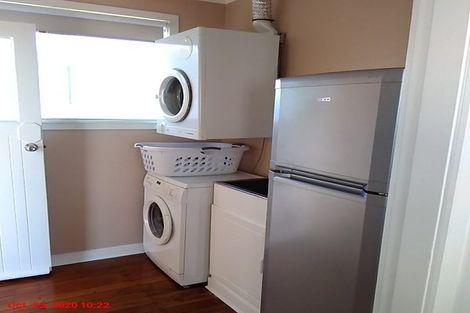 Photo of property in 19 Cologne Street, Martinborough, 5711