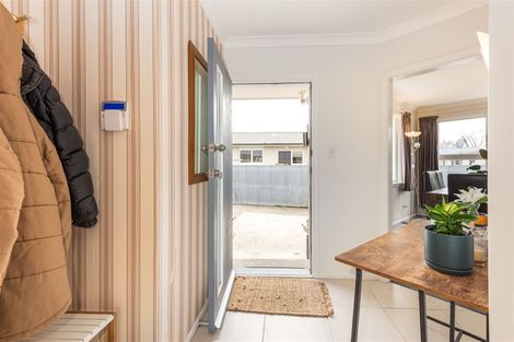 Photo of property in 98 Cavendish Road, Casebrook, Christchurch, 8051