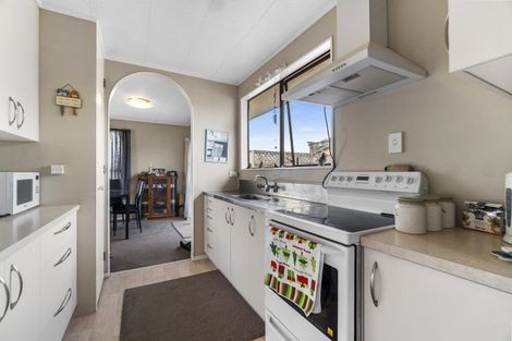 Photo of property in 6 Wairoa Place, Tokoroa, 3420