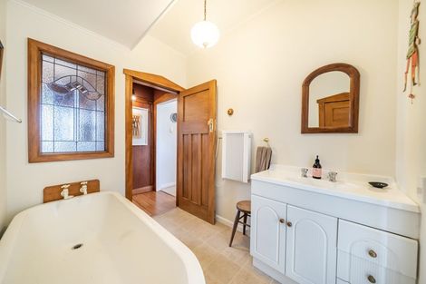 Photo of property in 53 Kensington Avenue, Petone, Lower Hutt, 5012