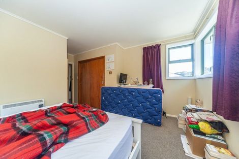 Photo of property in 27 Cheshire Street, Wilton, Wellington, 6012