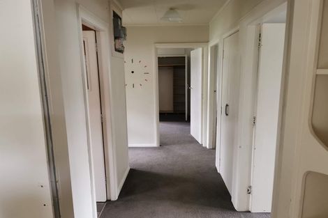 Photo of property in 4 Prouse Crescent, Naenae, Lower Hutt, 5011