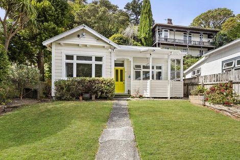 Photo of property in 11 Holloway Road, Aro Valley, Wellington, 6021