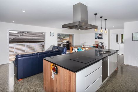 Photo of property in 28 Hillpark Drive, Pokeno, 2402