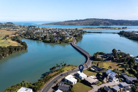 Photo of property in 9 Rangitahi Road, Raglan, 3225