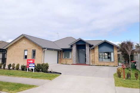 Photo of property in 20 Sirius Crescent, Rototuna North, Hamilton, 3210