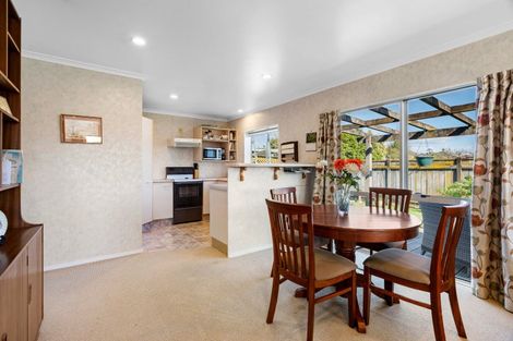 Photo of property in 2/166 Guppy Road, Taradale, Napier, 4112