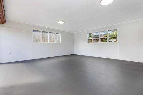 Photo of property in 54 Hinerau Street, Henderson, Auckland, 0612
