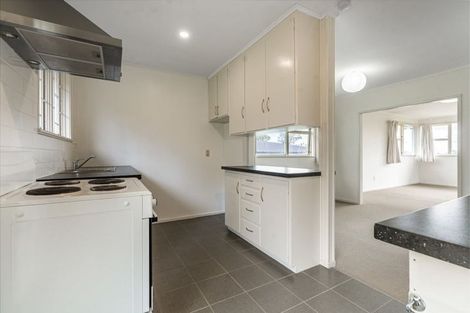 Photo of property in 44 Sequoia Place, Sunnynook, Auckland, 0620