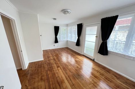 Photo of property in 36 Alfriston Road, Manurewa East, Auckland, 2102