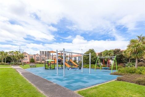 Photo of property in Tuscany Towers, 87/1 Ambrico Place, New Lynn, Auckland, 0600
