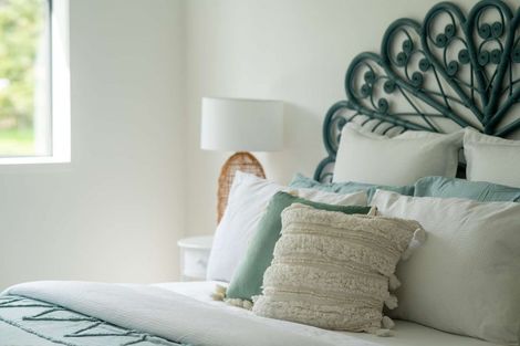 Photo of property in 6d Buisson Glade, West Harbour, Auckland, 0618