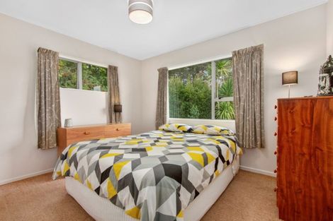 Photo of property in 14 Glenfinn Place, Massey, Auckland, 0614