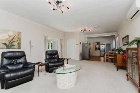 Photo of property in 64 Guy Street, Dannevirke, 4930