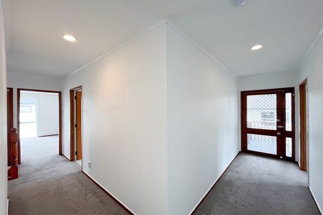 Photo of property in 12 Thomas Avenue, Te Atatu Peninsula, Auckland, 0610