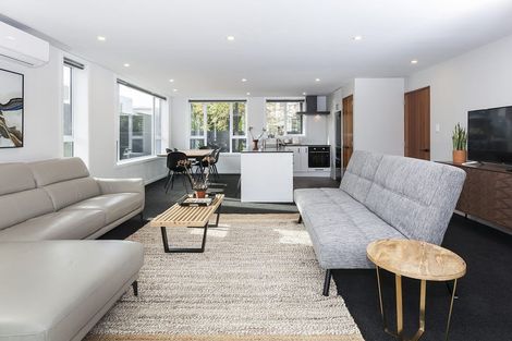 Photo of property in 138 Papanui Road, Merivale, Christchurch, 8014