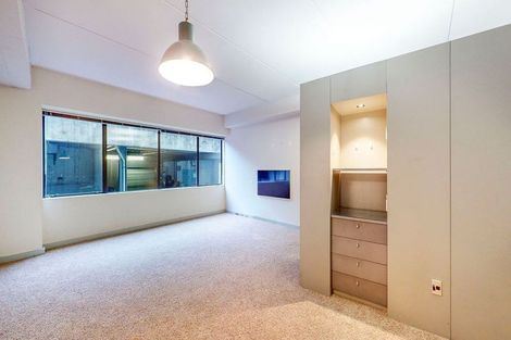 Photo of property in Gerondis Bldg Apartments, 410/60 Willis Street, Wellington Central, Wellington, 6011