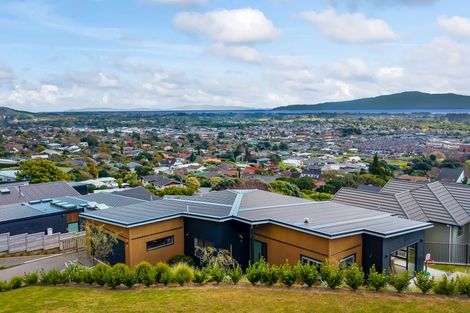 Photo of property in 82 Kotare Street, Waikanae, 5036
