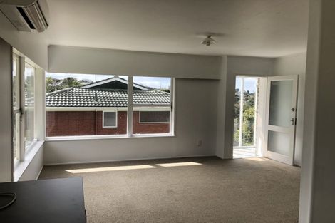 Photo of property in 1/36 Girrahween Drive, Totara Vale, Auckland, 0629