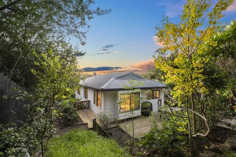 Photo of property in 34 Ocean Road, Surfdale, Waiheke Island, 1081