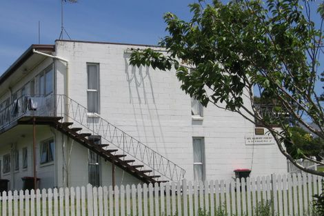Photo of property in 6/15 Lloyd Avenue, Mount Albert, Auckland, 1025