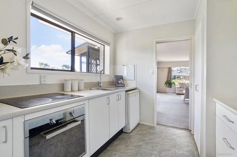 Photo of property in 2/10 Kentigern Close, Pakuranga, Auckland, 2010