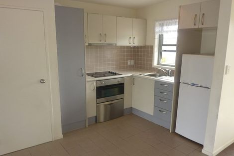 Photo of property in 4/33 Kenderdine Road, Papatoetoe, Auckland, 2025