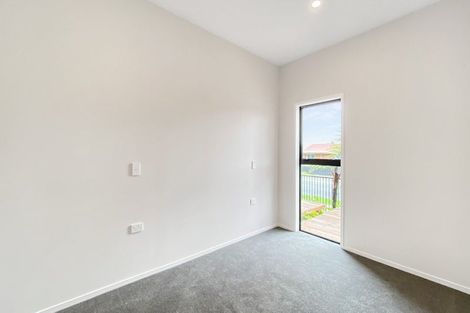 Photo of property in 5 Whakarato Way, Takanini, 2112