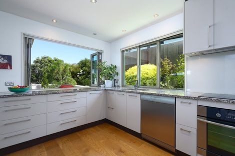 Photo of property in 355 Princes Drive, Britannia Heights, Nelson, 7010