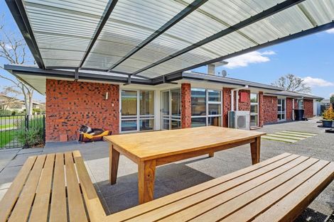 Photo of property in 8 Aintree Crescent, Awapuni, Palmerston North, 4412
