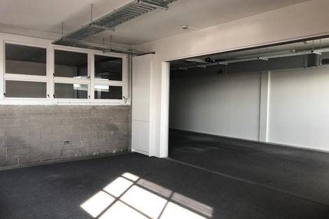 Photo of property in 33 Sale Street, Cockle Bay, Auckland, 2014