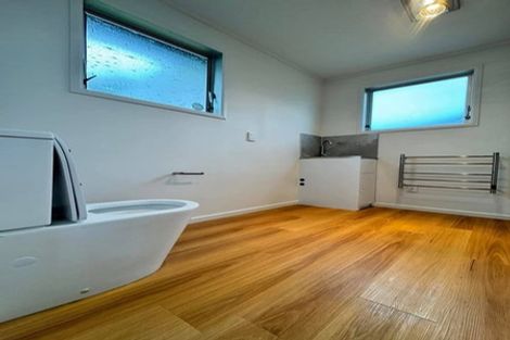 Photo of property in 1/60a View Road, Henderson, Auckland, 0612