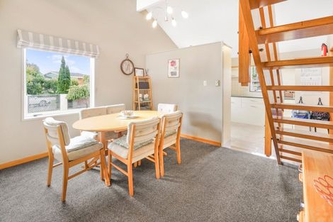 Photo of property in 22 Chedworth Avenue, Chedworth, Hamilton, 3210