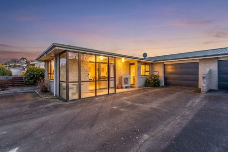 Photo of property in 1 Mary Street, Gore, 9710