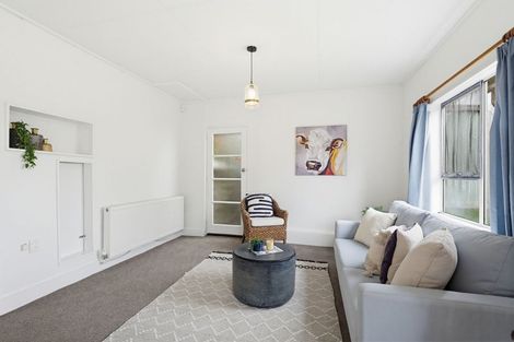 Photo of property in 77 Baylands Drive, Newlands, Wellington, 6037