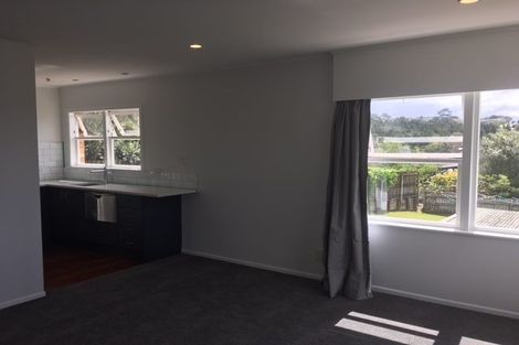 Photo of property in 68 Gladstone Road, Northcote, Auckland, 0627