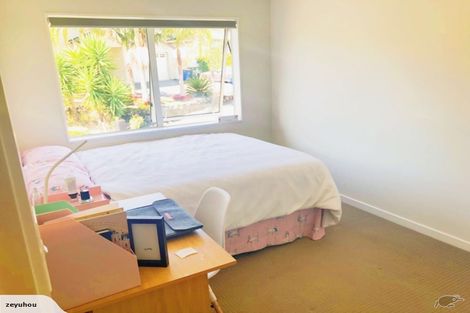 Photo of property in 113 Laurel Oak Drive, Schnapper Rock, Auckland, 0632