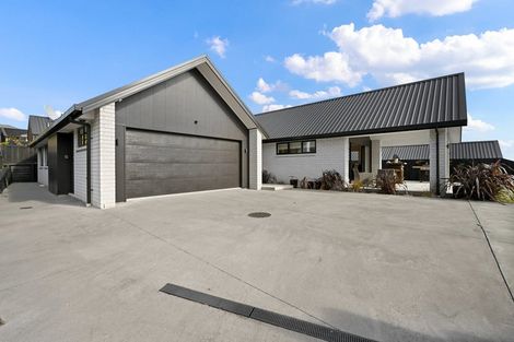 Photo of property in 12 Bosun Place, Flagstaff, Hamilton, 3210