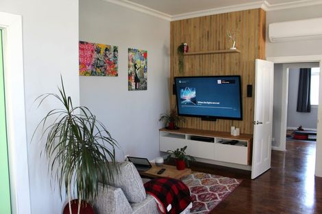 Photo of property in 1 Alfred Street, Caversham, Dunedin, 9012