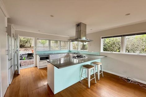 Photo of property in 96 Carlisle Road, Browns Bay, Auckland, 0632