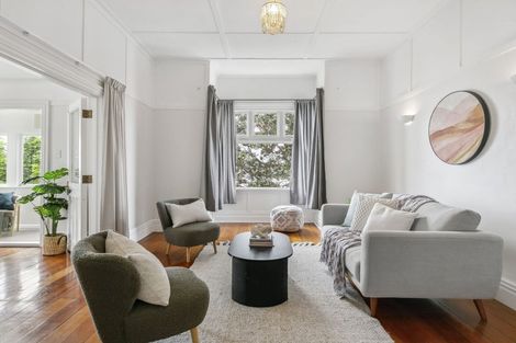 Photo of property in 3/57 Central Terrace, Kelburn, Wellington, 6012