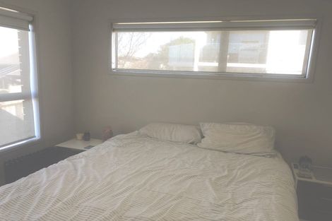 Photo of property in 24a East Coast Road, Milford, Auckland, 0620