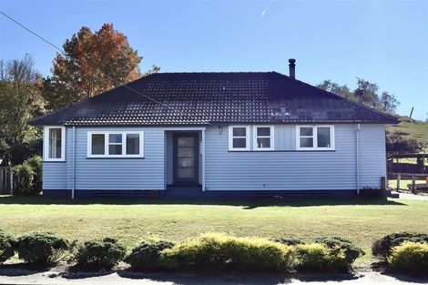Photo of property in 15 Takahe Street, Taihape, 4720