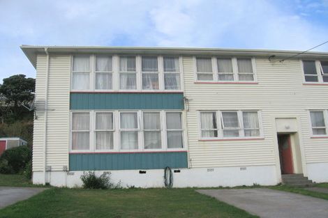 Photo of property in 25 Taiaroa Street, Strathmore Park, Wellington, 6022