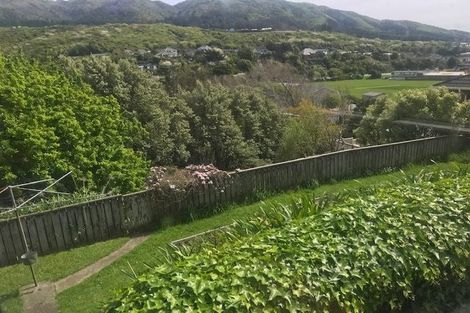 Photo of property in 39 Handyside Street, Tawa, Wellington, 5028