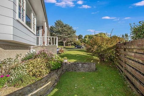 Photo of property in 23 Hicks Close, Whitby, Porirua, 5024