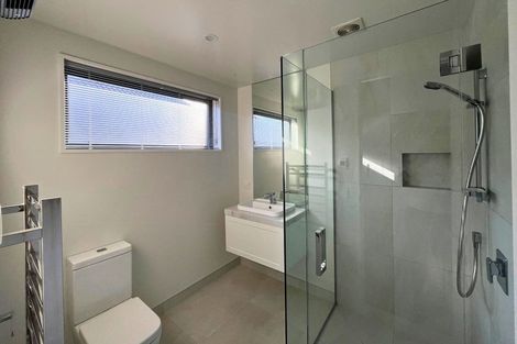 Photo of property in 18 Glen Dene Crescent, Wanaka, 9305