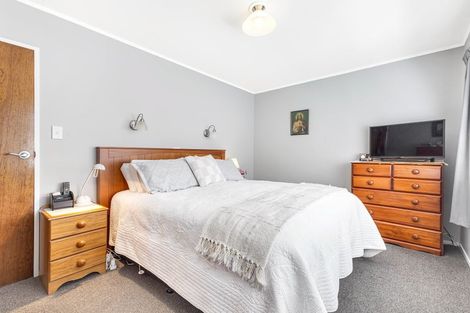 Photo of property in 16 Burtts Road, Durie Hill, Whanganui, 4500